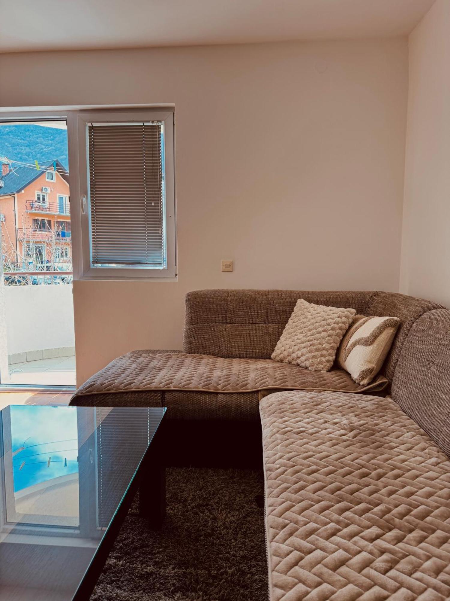 Apartment Silence B Плужине Екстериор снимка